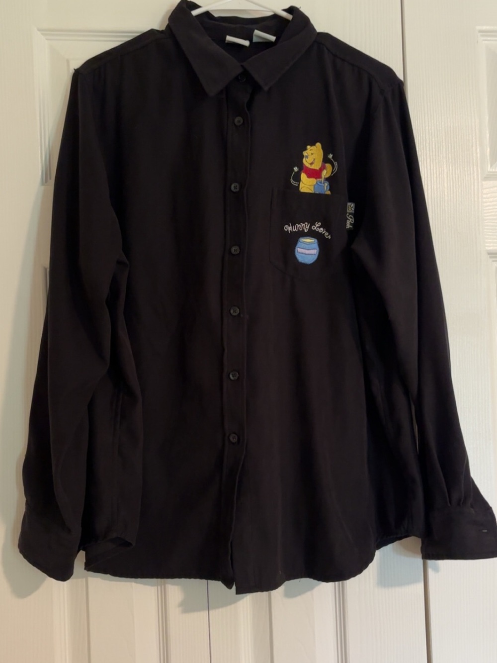 Vintage Winnie the Pooh Embroidered Black Velvet Pocket Button Up size XL